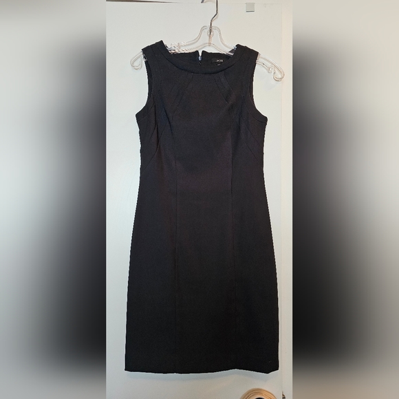 Dress - Picture 1 of 4